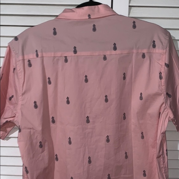 Dirty Laundry - Pink Button with Navy Pineapples - Picture 4 of 5